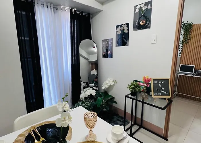 Апартаменты 1 Bedroom With Balcony At Shore 3 Residences Located Mall Of Pasay Манила