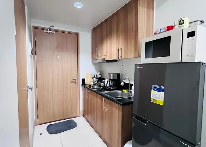 1 Bedroom With Balcony At Shore 3 Residences Located Mall Of Pasay Manilla